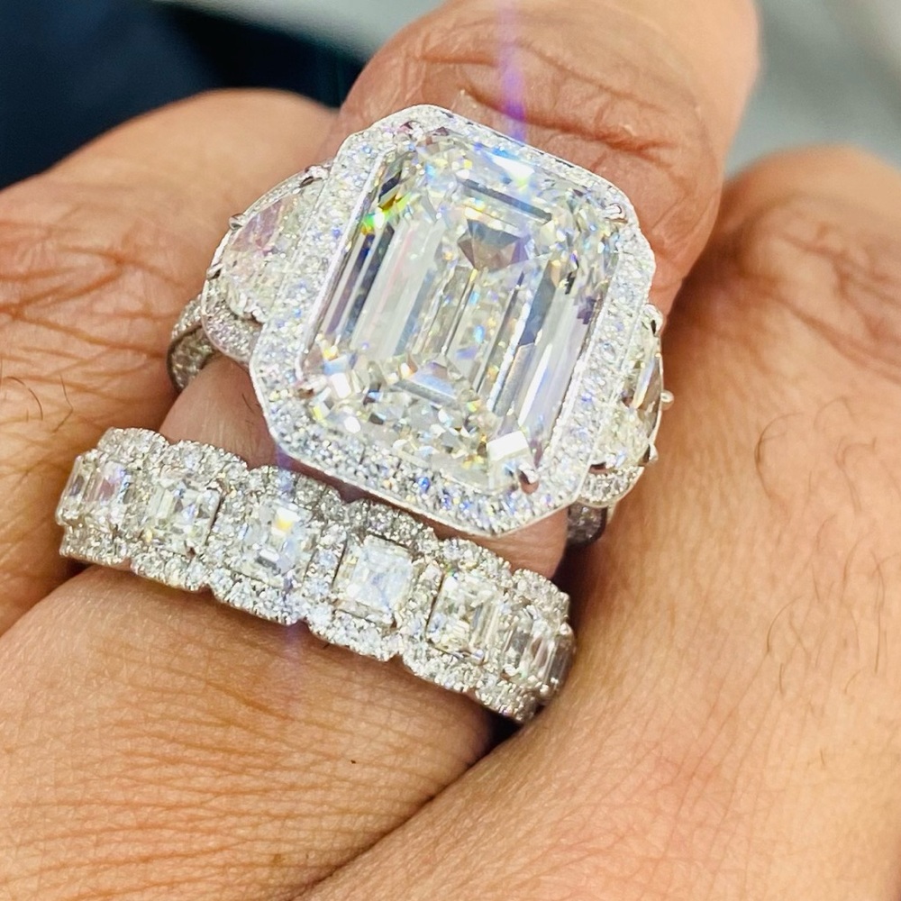 12.2 Carat DIAMOND Emerald Cut Engagement Ring PLATINUM🤩🤩🤩🤩🤩🤩🤩🤩 💎💎💎💎💎💎💎 - Picture 17 of 17